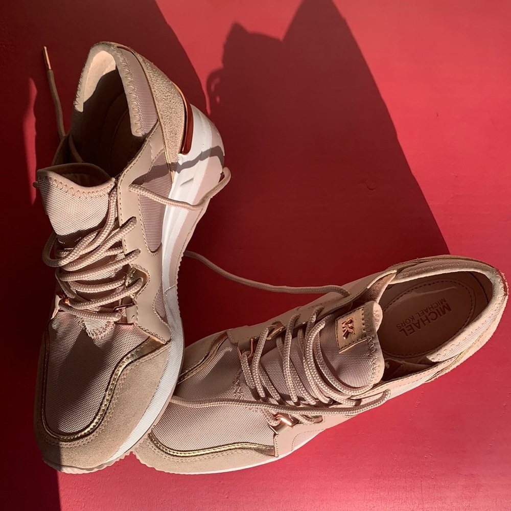 M.K Sneakers